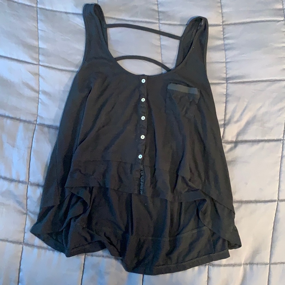 Black high low tank top